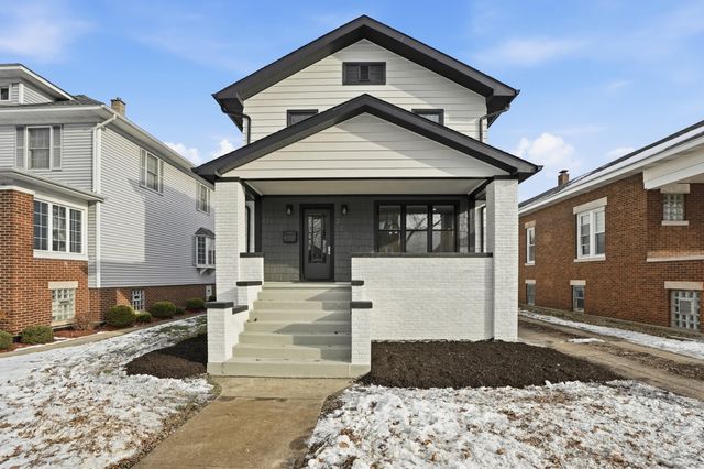 2009 Wespark Avenue, Whiting, IN 46394