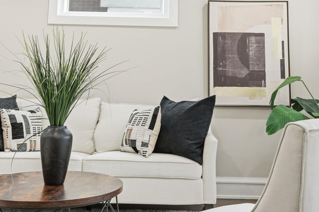 2009 Wespark Avenue, Whiting, IN 46394