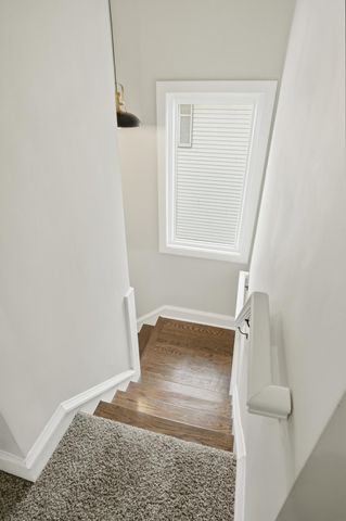 2009 Wespark Avenue, Whiting, IN 46394