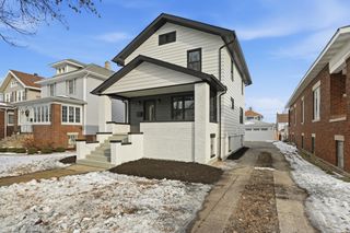 2009 Wespark Avenue, Whiting, IN 46394