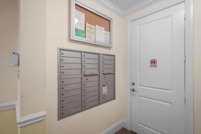 226 N Latitude Circle 203, Delray Beach, FL 33483