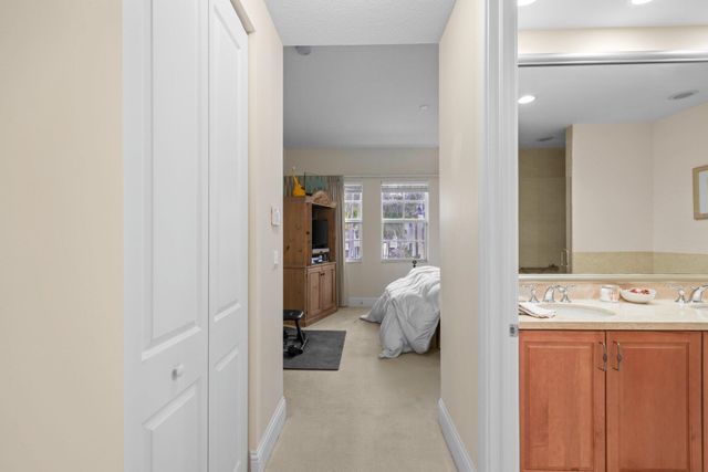 226 N Latitude Circle 203, Delray Beach, FL 33483