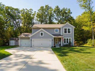 5559 Radiant Avenue, Howell, MI 48855