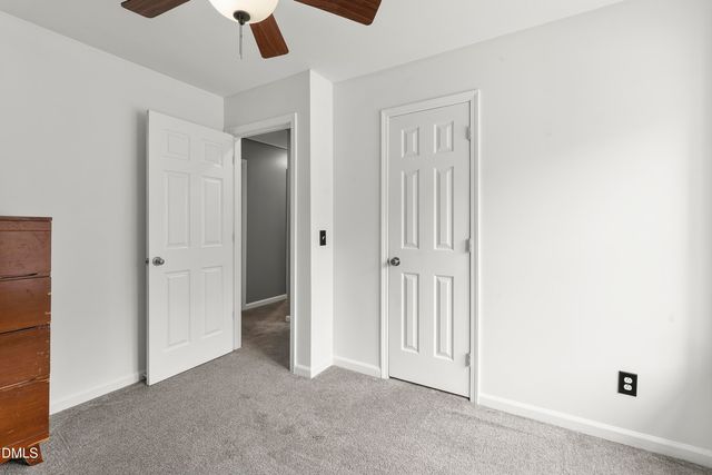 812 Pinewood Drive, Apex, NC 27502