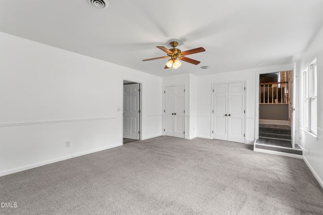 812 Pinewood Drive, Apex, NC 27502