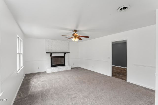 812 Pinewood Drive, Apex, NC 27502