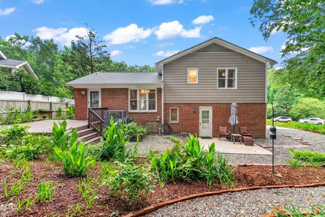 812 Pinewood Drive, Apex, NC 27502