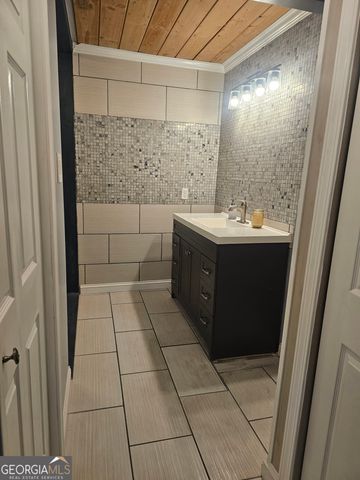 354 Pineview Road, Gray, GA 31032