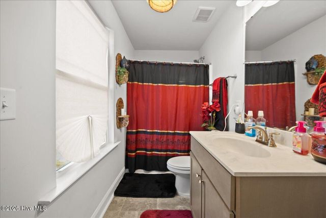 100 Glasgow Lane, La Grange, NC 28551