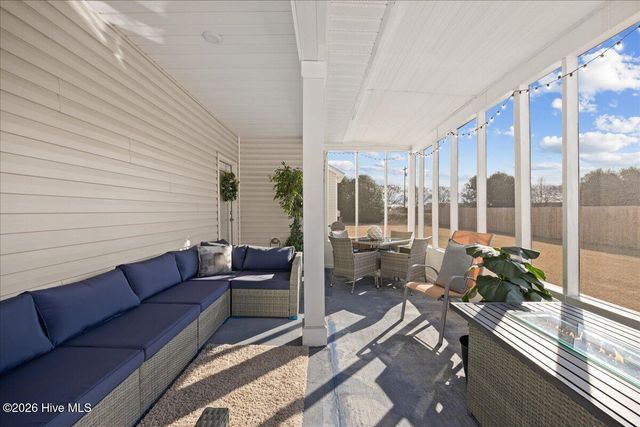 100 Glasgow Lane, La Grange, NC 28551