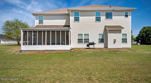 100 Glasgow Lane, La Grange, NC 28551