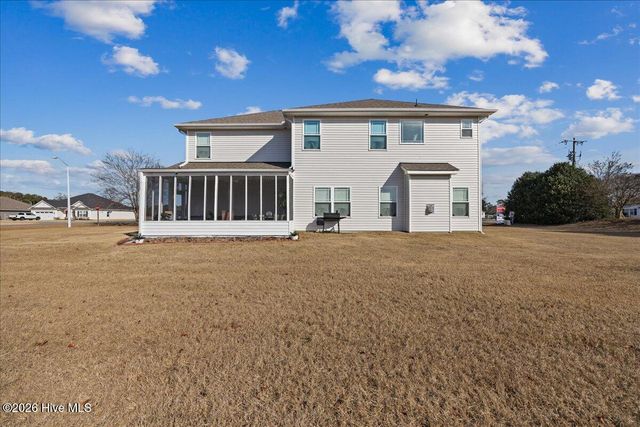 100 Glasgow Lane, La Grange, NC 28551