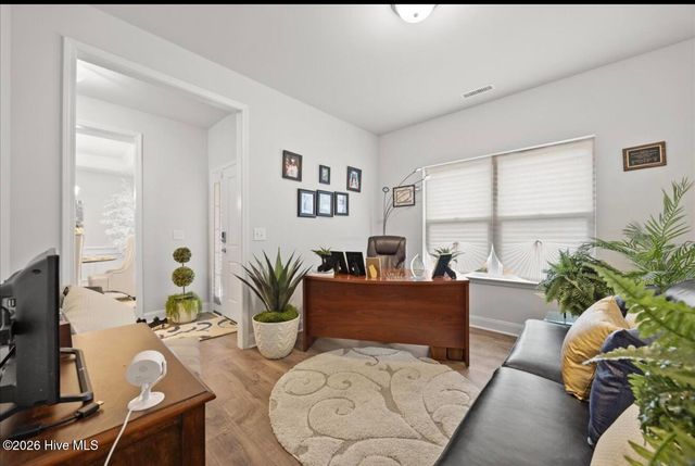 100 Glasgow Lane, La Grange, NC 28551