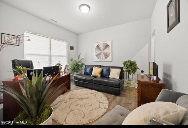 100 Glasgow Lane, La Grange, NC 28551