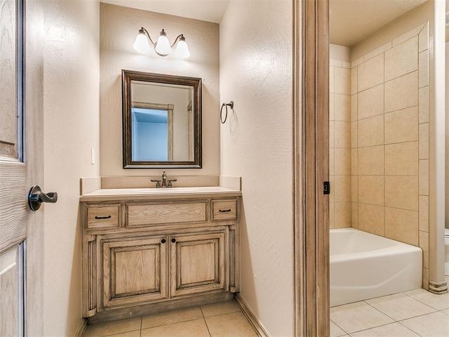 12808 Lorien Way, Oklahoma City, OK 73170