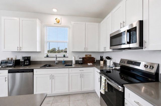 110 INMAN BOULEVARD, Winter Haven, FL 33881