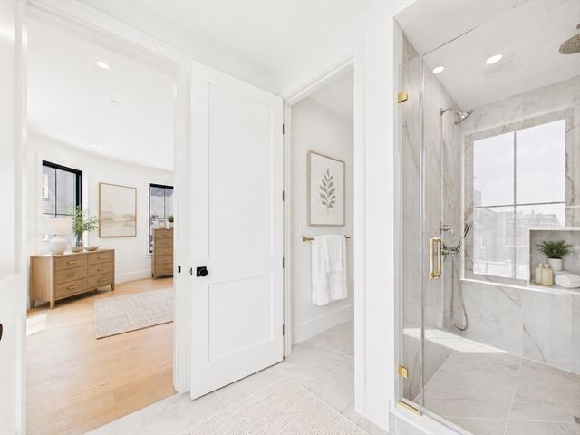 1674 Columbia 1, Boston, MA 02127