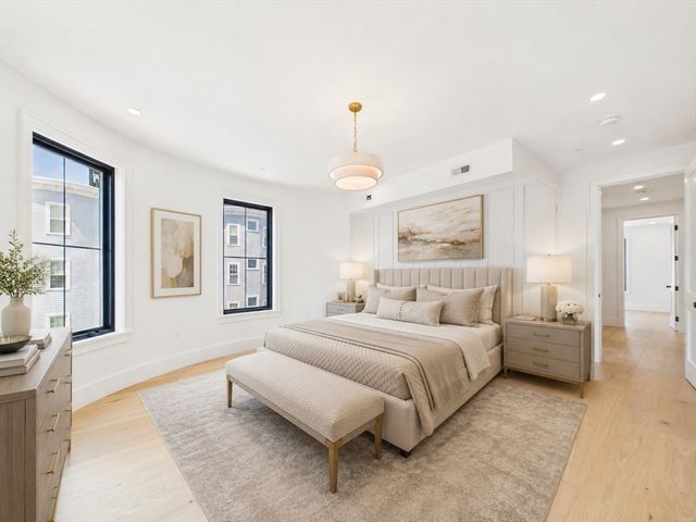 1674 Columbia 1, Boston, MA 02127