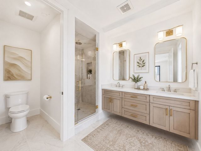 1674 Columbia 1, Boston, MA 02127