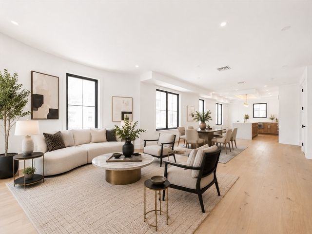 1674 Columbia 1, Boston, MA 02127