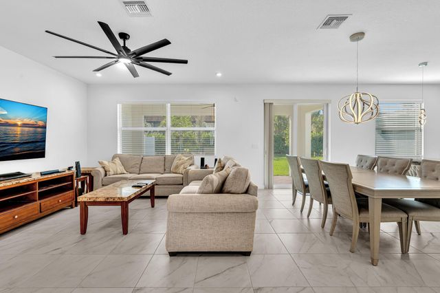 7268 Lenora Lane, Wellington, FL 33467
