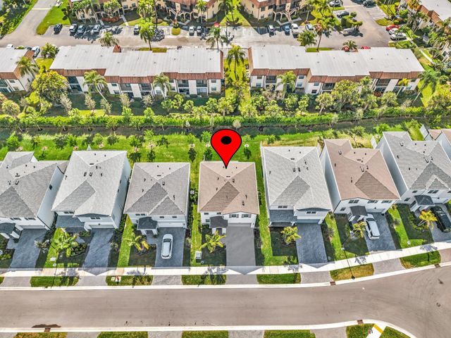 7268 Lenora Lane, Wellington, FL 33467