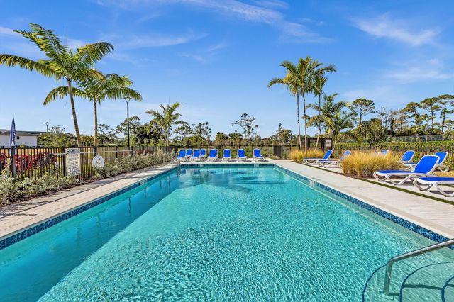 7268 Lenora Lane, Wellington, FL 33467
