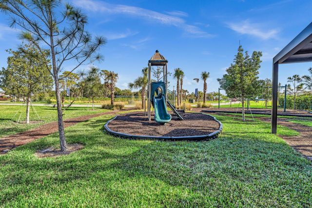 7268 Lenora Lane, Wellington, FL 33467