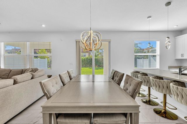 7268 Lenora Lane, Wellington, FL 33467