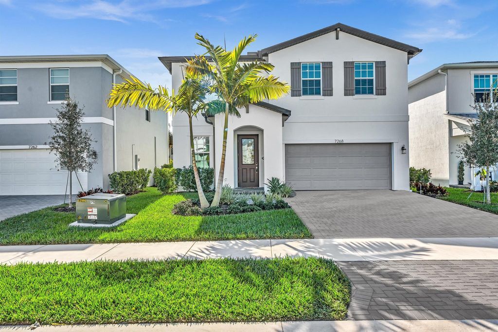 7268 Lenora Lane, Wellington, FL 33467