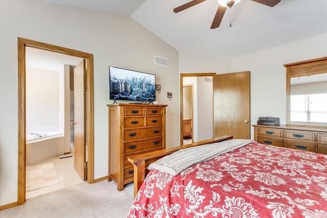 616 W Gatewood Ln, Andover, KS 67002
