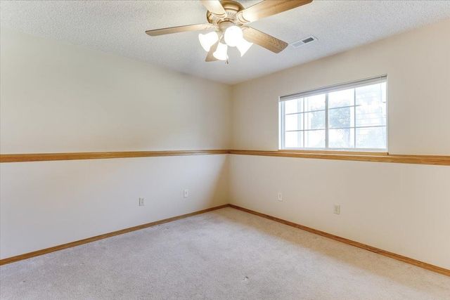 616 W Gatewood Ln, Andover, KS 67002