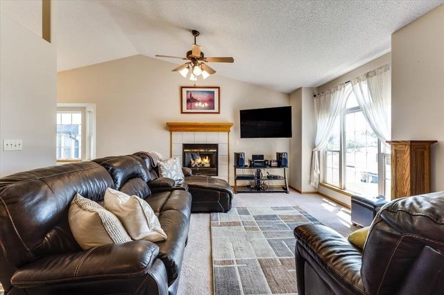 616 W Gatewood Ln, Andover, KS 67002
