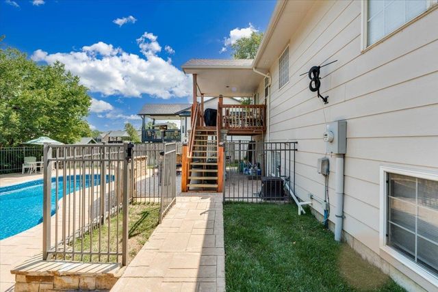 616 W Gatewood Ln, Andover, KS 67002