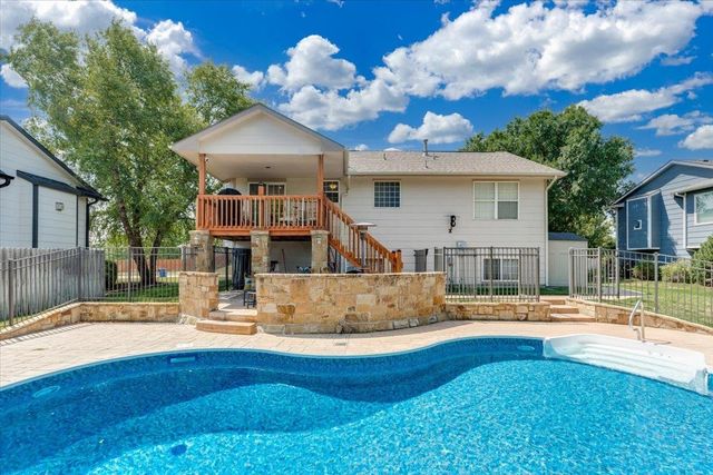 616 W Gatewood Ln, Andover, KS 67002