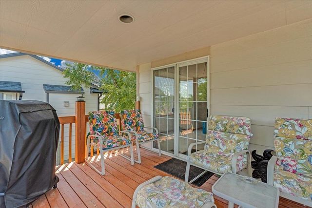 616 W Gatewood Ln, Andover, KS 67002