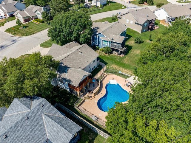 616 W Gatewood Ln, Andover, KS 67002