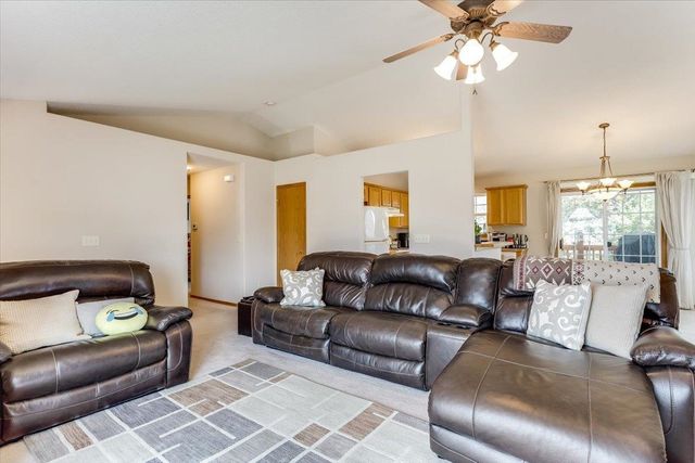 616 W Gatewood Ln, Andover, KS 67002