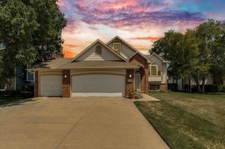 616 W Gatewood Ln, Andover, KS 67002