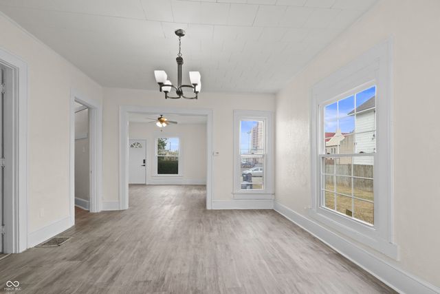 131 W 13th Street, Anderson, IN 46016