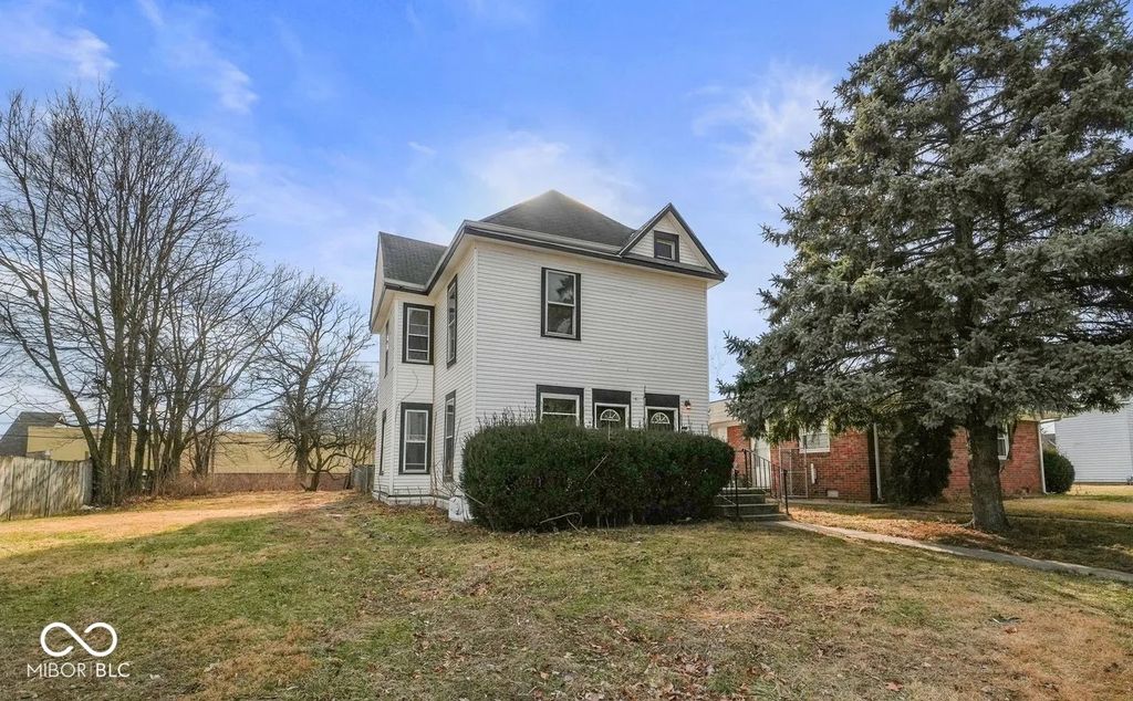 131 W 13th Street, Anderson, IN 46016