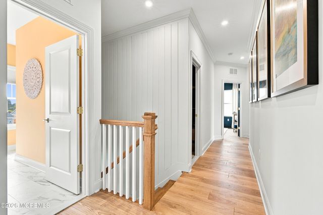 7 American Way, Manalapan, NJ 07726