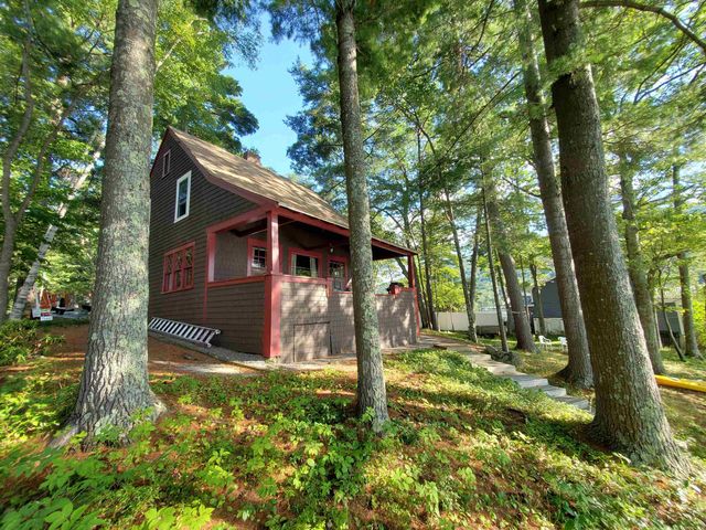 36 Shore Drive, Newbury, NH 03037