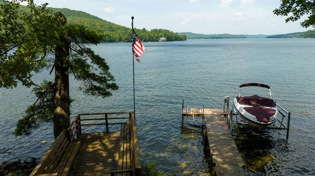 36 Shore Drive, Newbury, NH 03037
