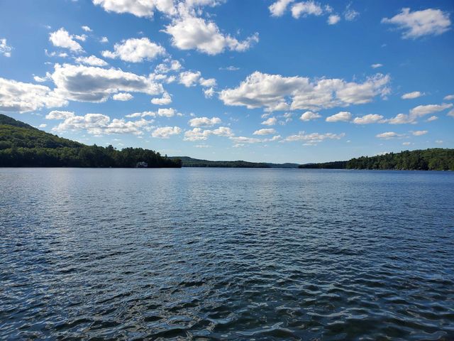 36 Shore Drive, Newbury, NH 03037