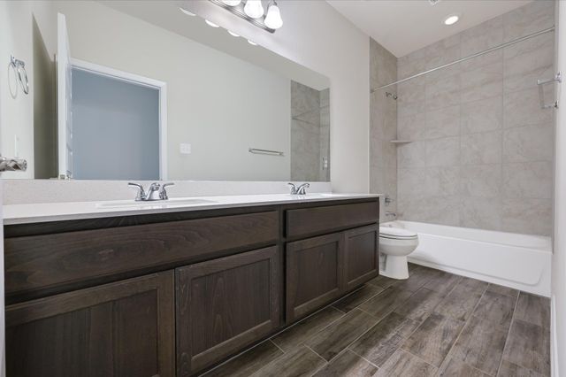 201 Spiny Lizard LN, San Marcos, TX 78666