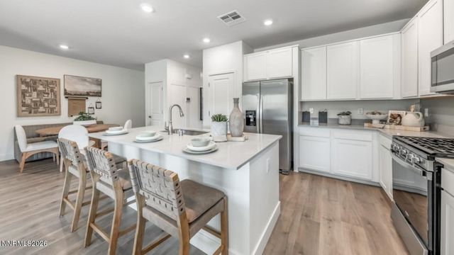 4348 Single Pine Way, Sparks, NV 89436