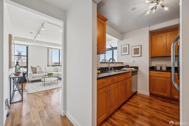 1 Daniel Burnham Court 1414, San Francisco, CA 94109