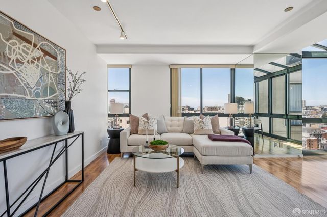 1 Daniel Burnham Court 1414, San Francisco, CA 94109