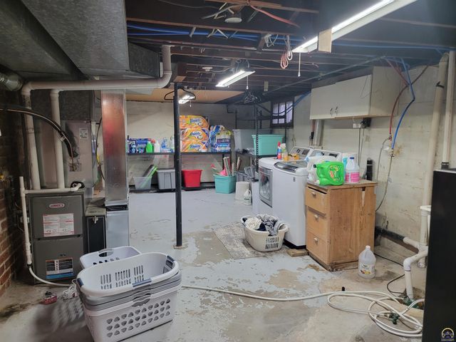 525 S Exchange ST, Emporia, KS 66801